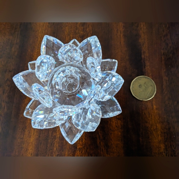 Swarovski Crystal Figurine-Medium Lotus Flower/Lily Pad 4" Inch Candle Holder - Picture 2 of 2